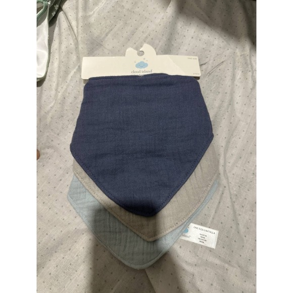Baby 3pk Muslin Bandana Bib - Cloud Island™ - Picture 4 of 4